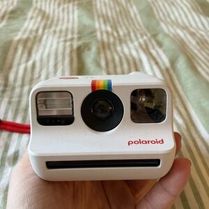 Polaroid Go Instant Camera Generation 2 - White